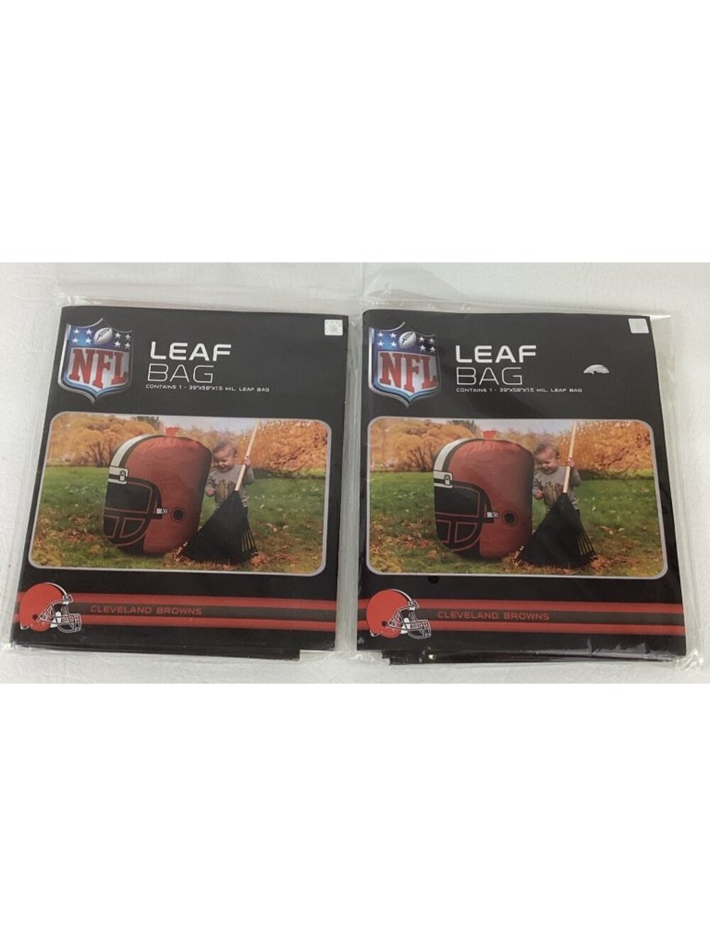 2 Cleveland Browns NFL Stuff A Helmet Lawn Leaf Bag 57 Gallon Yard Decoration